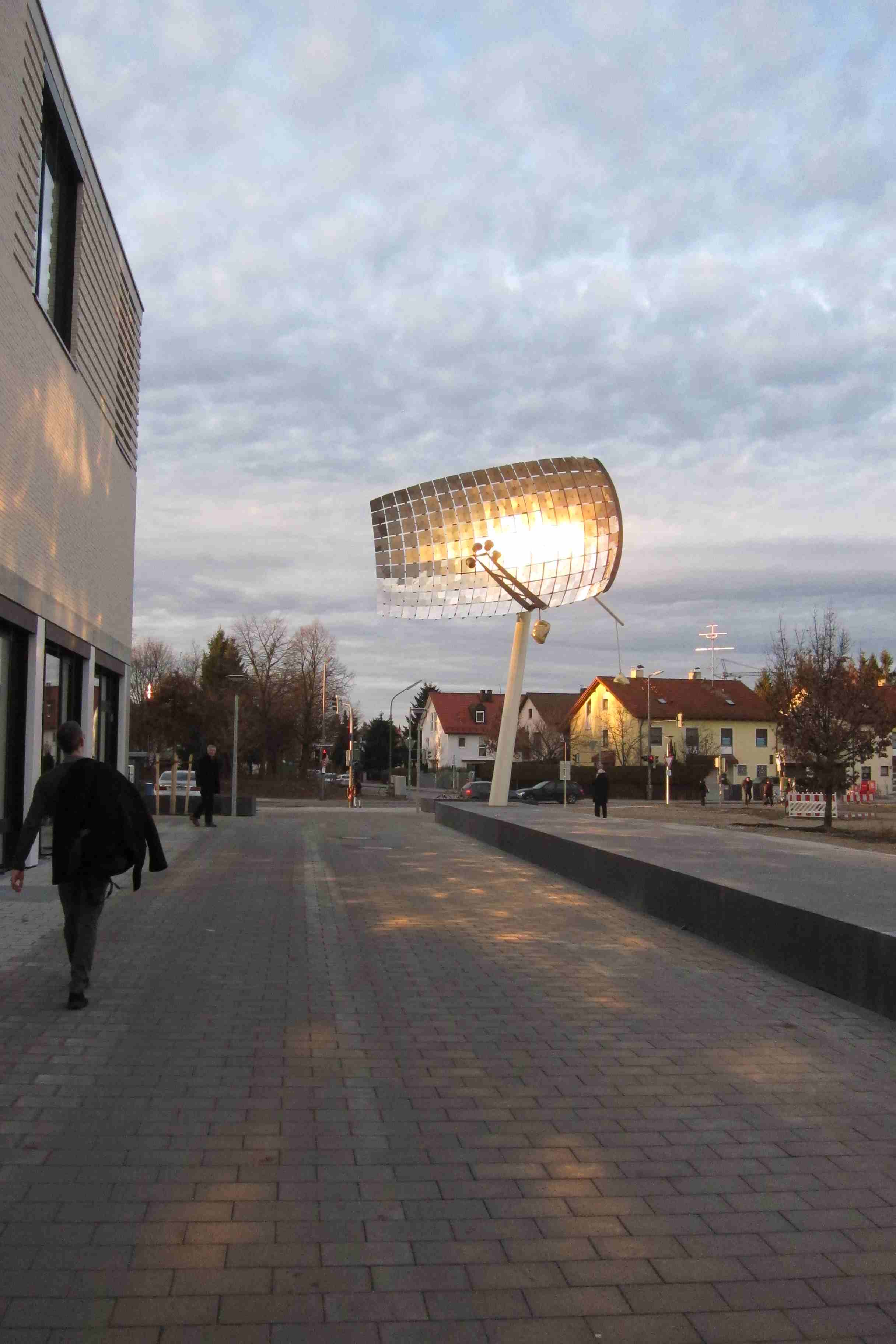  Public Art: "Platz an der Sonne" - Sculpture with Light Reflections